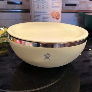 Outdoor kitchen | Quart Bowl w/ lid by Hydroflask